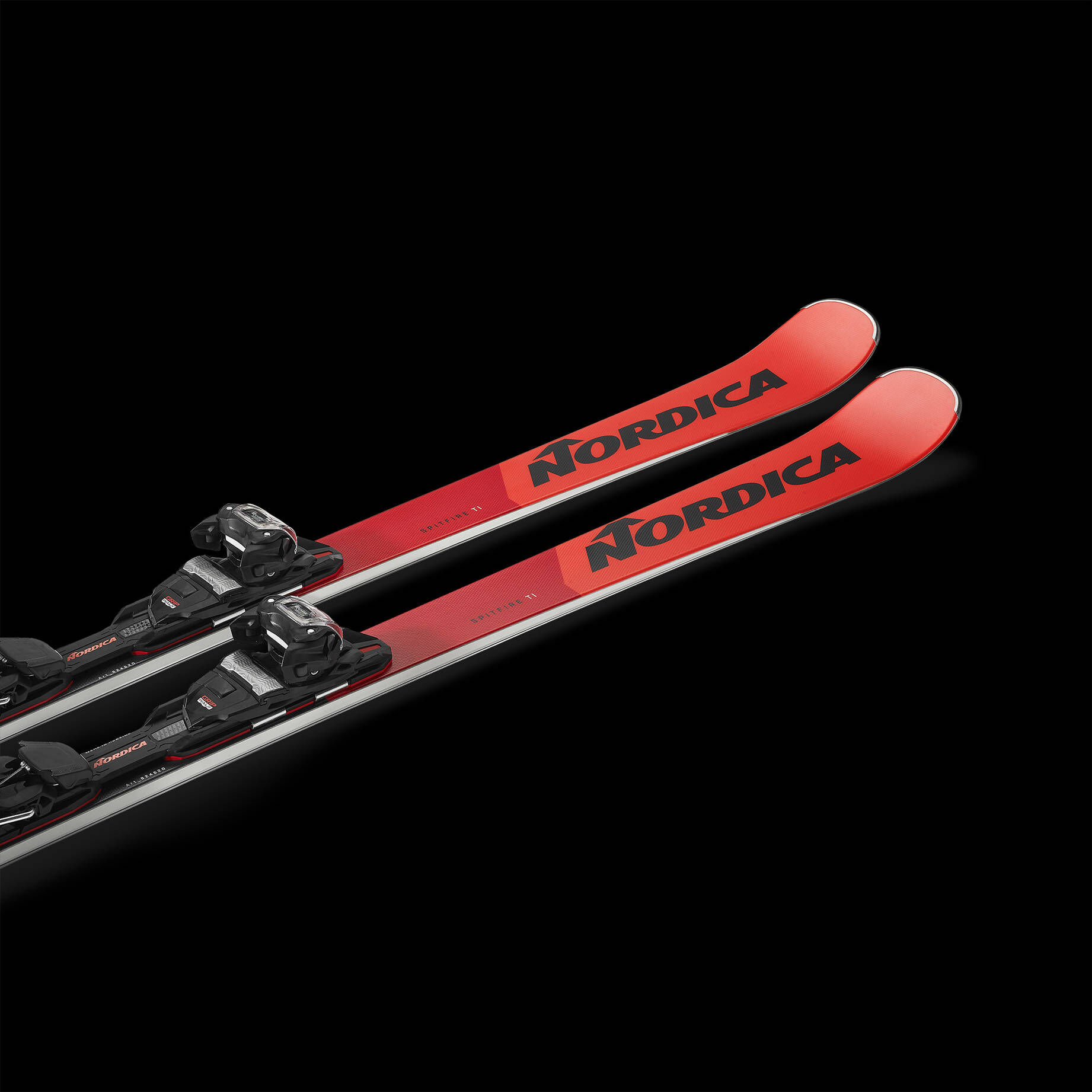 Nordica| Skier SPITFIRE TI + TP 2 LITE 11 FDT