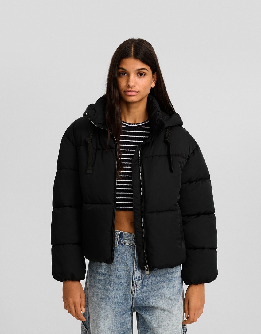 Jaqueta puffer oversized com capuz