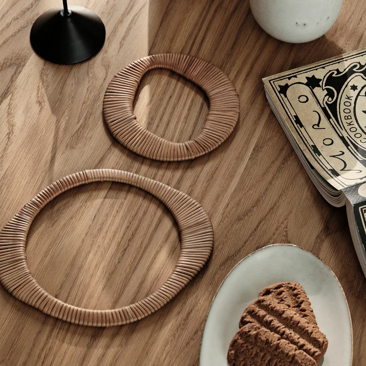 Broste Copenhagen - Tini Untersetzer, Rattan / Eisen (2er-Set)