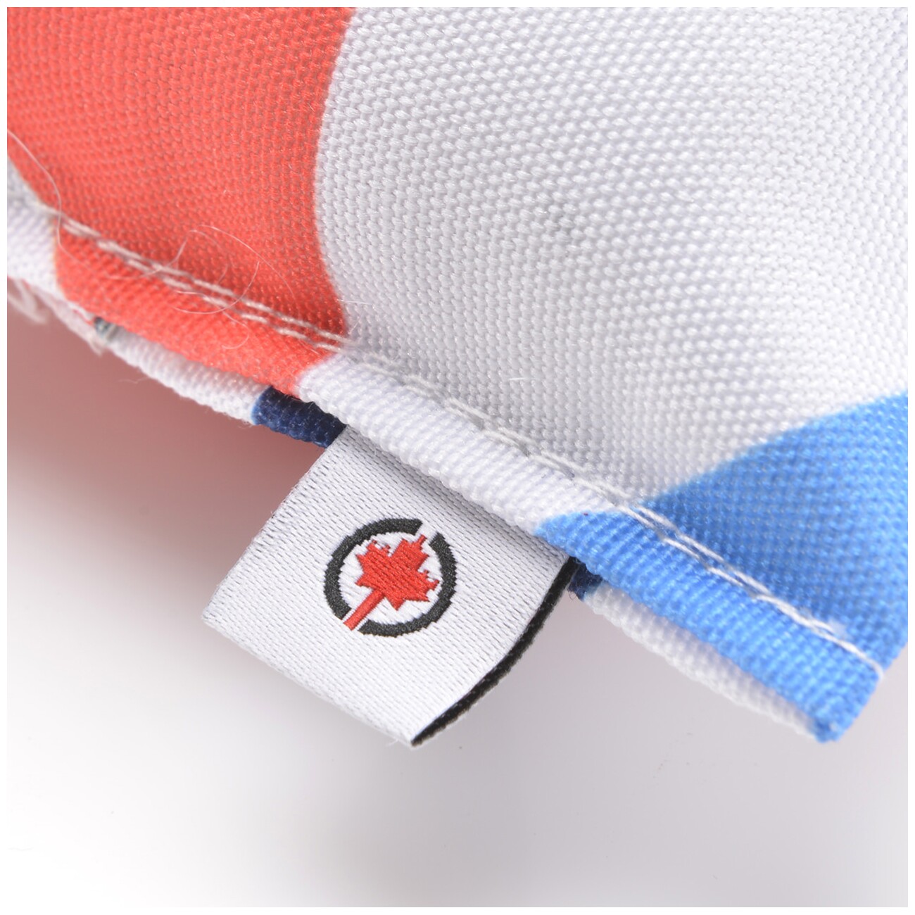Canadian Cat Company Catnipspielzeug Catnip 6x Schmusepyramide Nordic