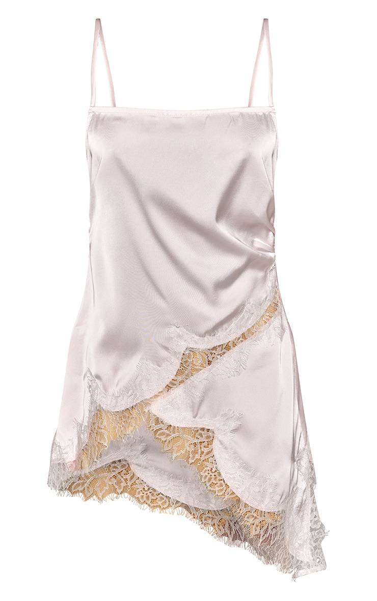 Rose Caraco Long En Satin Clair Avec Ourlet Fendu En Dentelle Contrastante