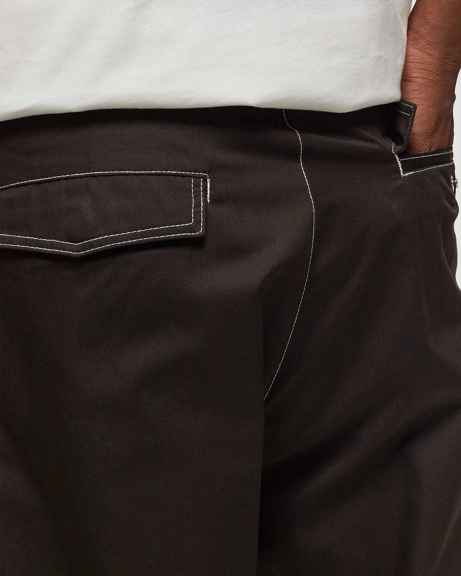 ADISH Shajarat Contrast Stitched Chino Trousers