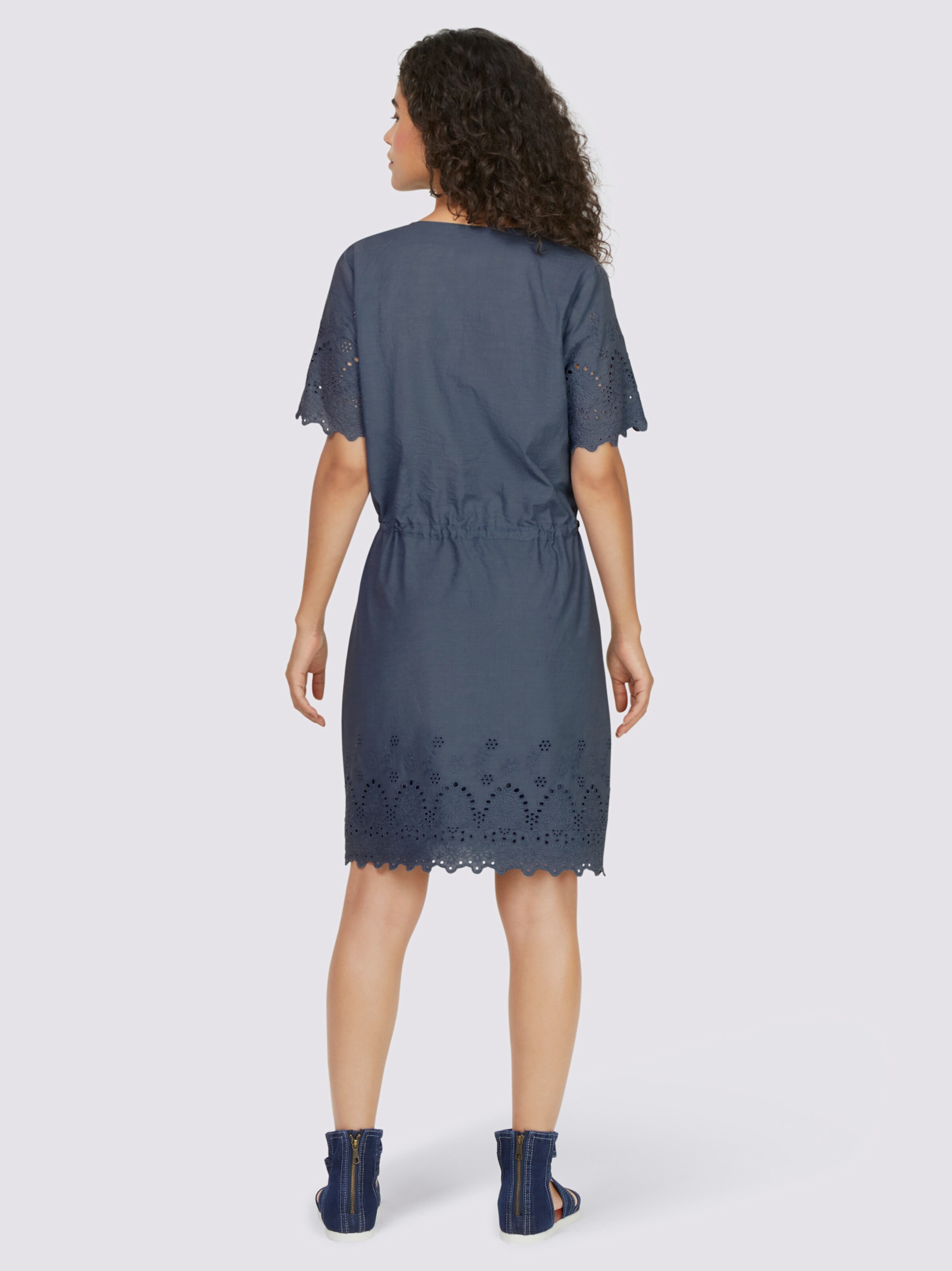 Kleid