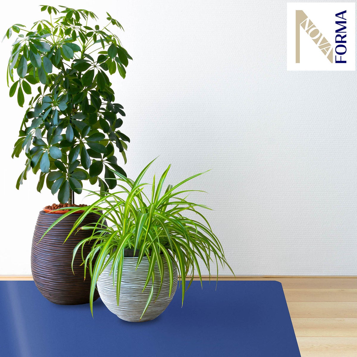 PE CHROMA vloerbeschermingsmat - Blauw - 90x120 cm - Harde vloer - Kleurrijke beschermmat als onderlegger voor bureaustoelen