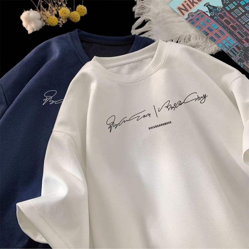 fluffush - T-shirt met korte mouwen, ronde hals en letterprint van imitatiesuède