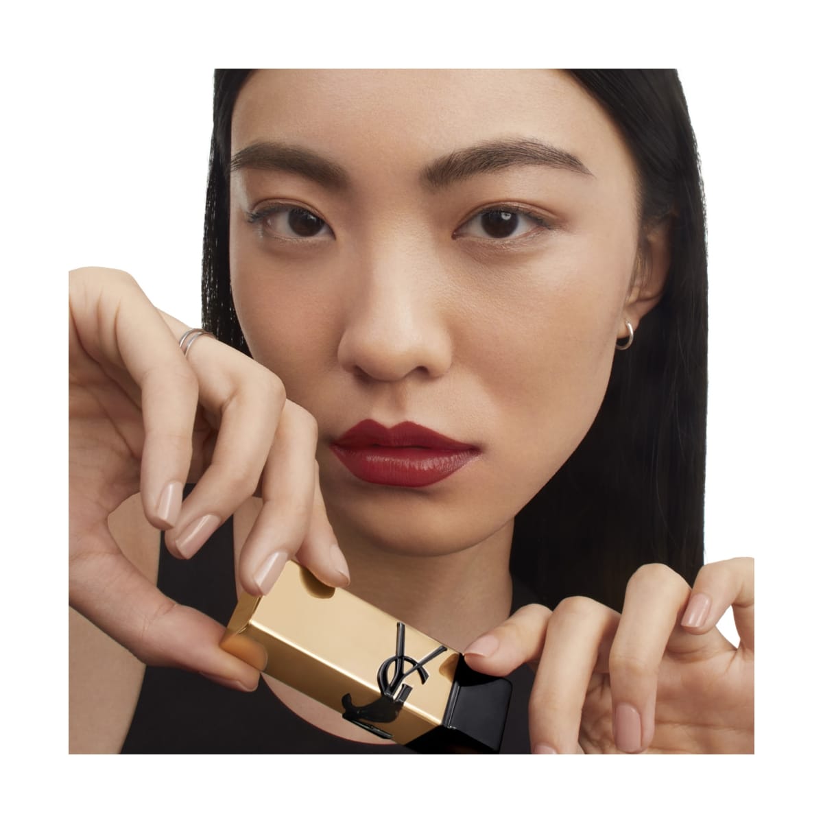 YVES SAINT LAURENT Rouge Pur Couture Rouge à lèvres fini satin - Couleur intense et confort