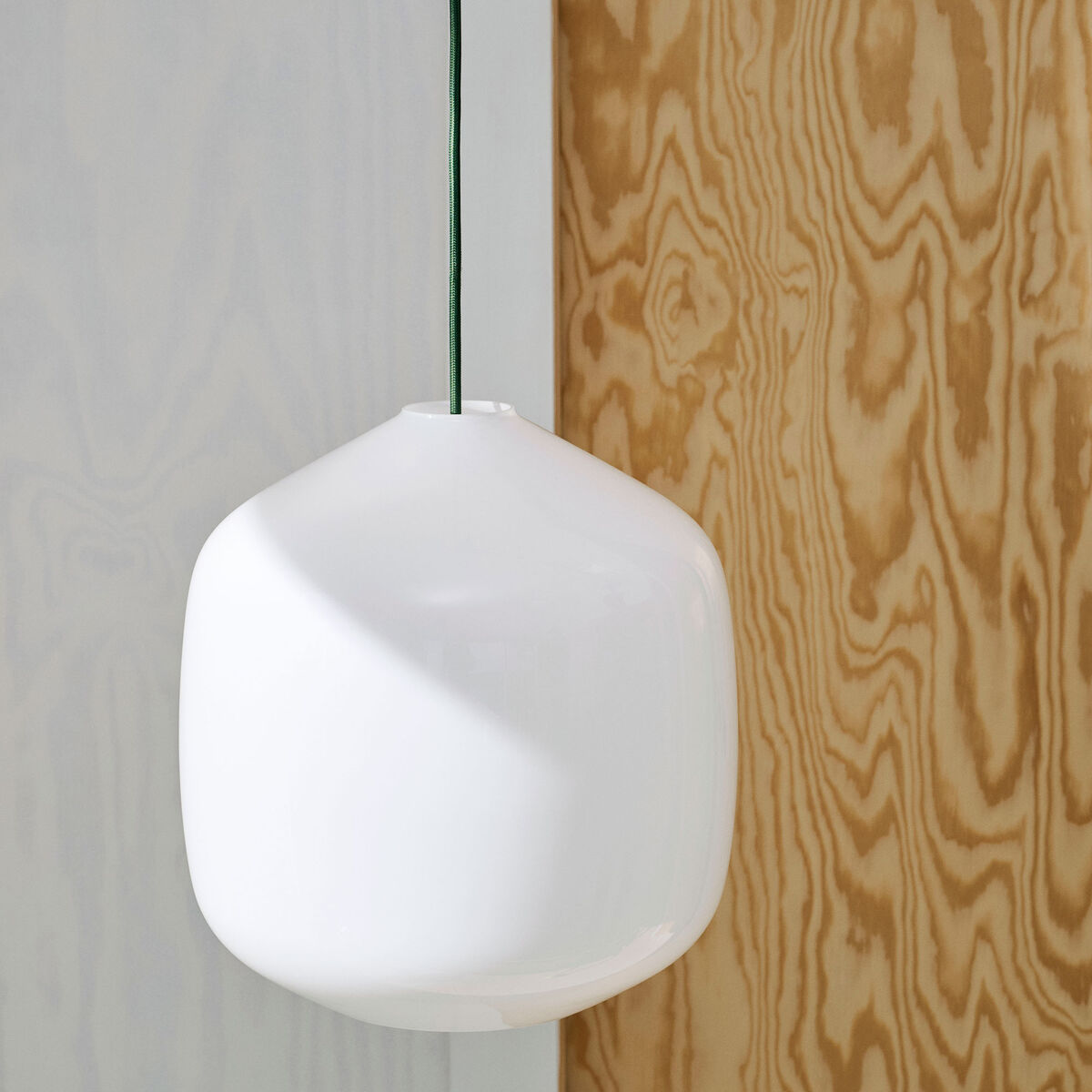 HAY Buoy pendel 20 cm, myk svart