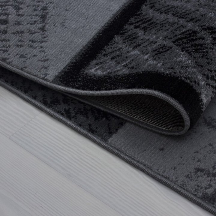 Modern vloerkleed - Plus Zwart 8003 | Ruim assortiment