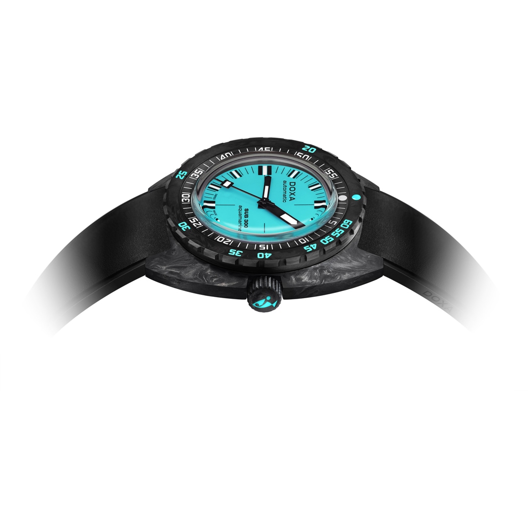 Doxa SUB 300 Carbon Aquarmarine