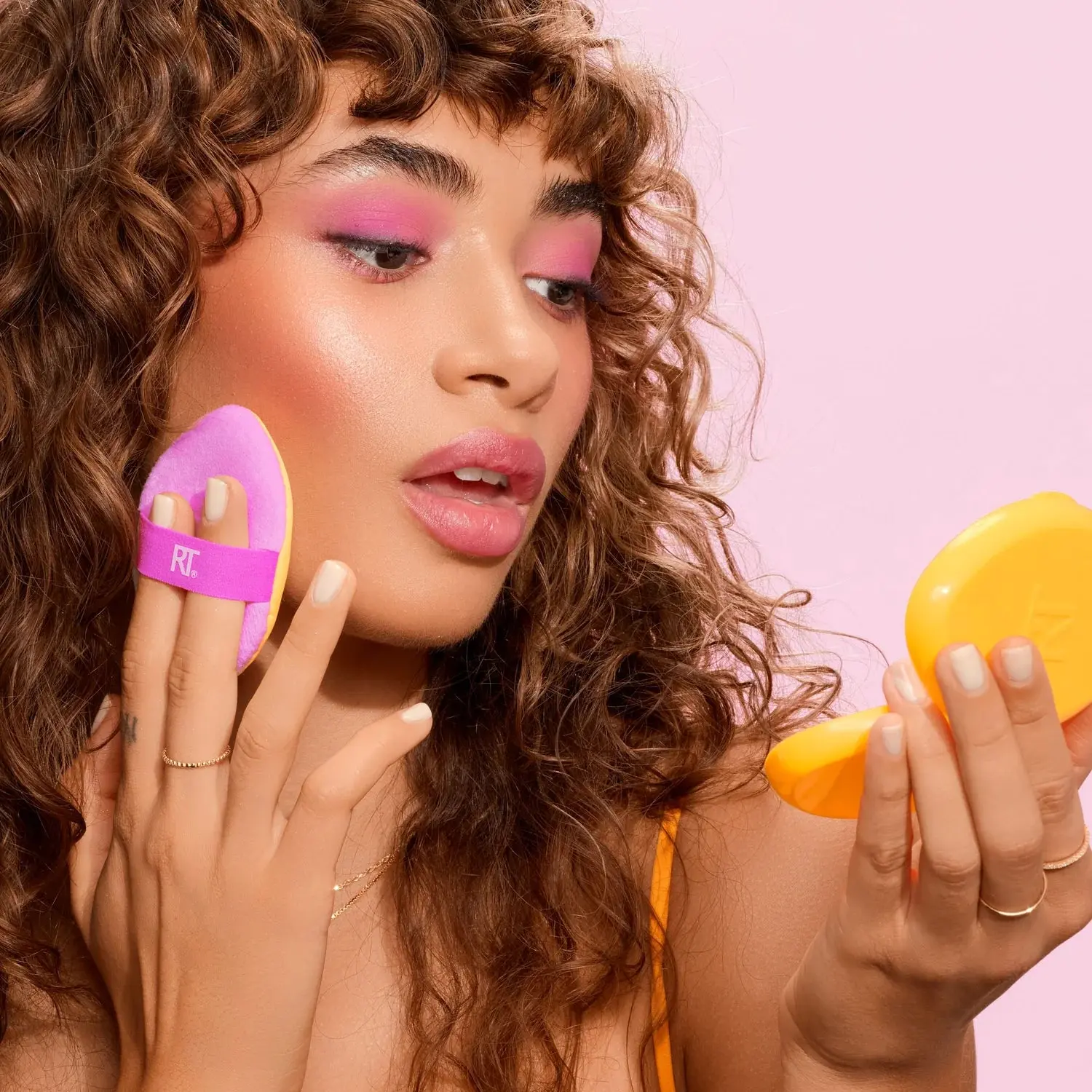 Miracle 2 In 1 Powder Puff & Case