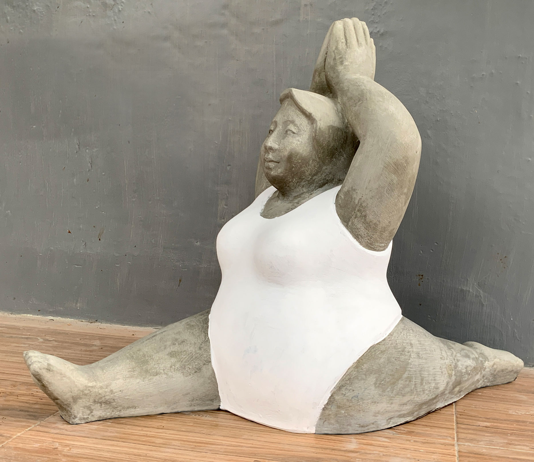 Zementfigur 'Yoga-Frau', weiß, grau, H 65 cm, B 65 cm, L 40 cm günstig bestellen