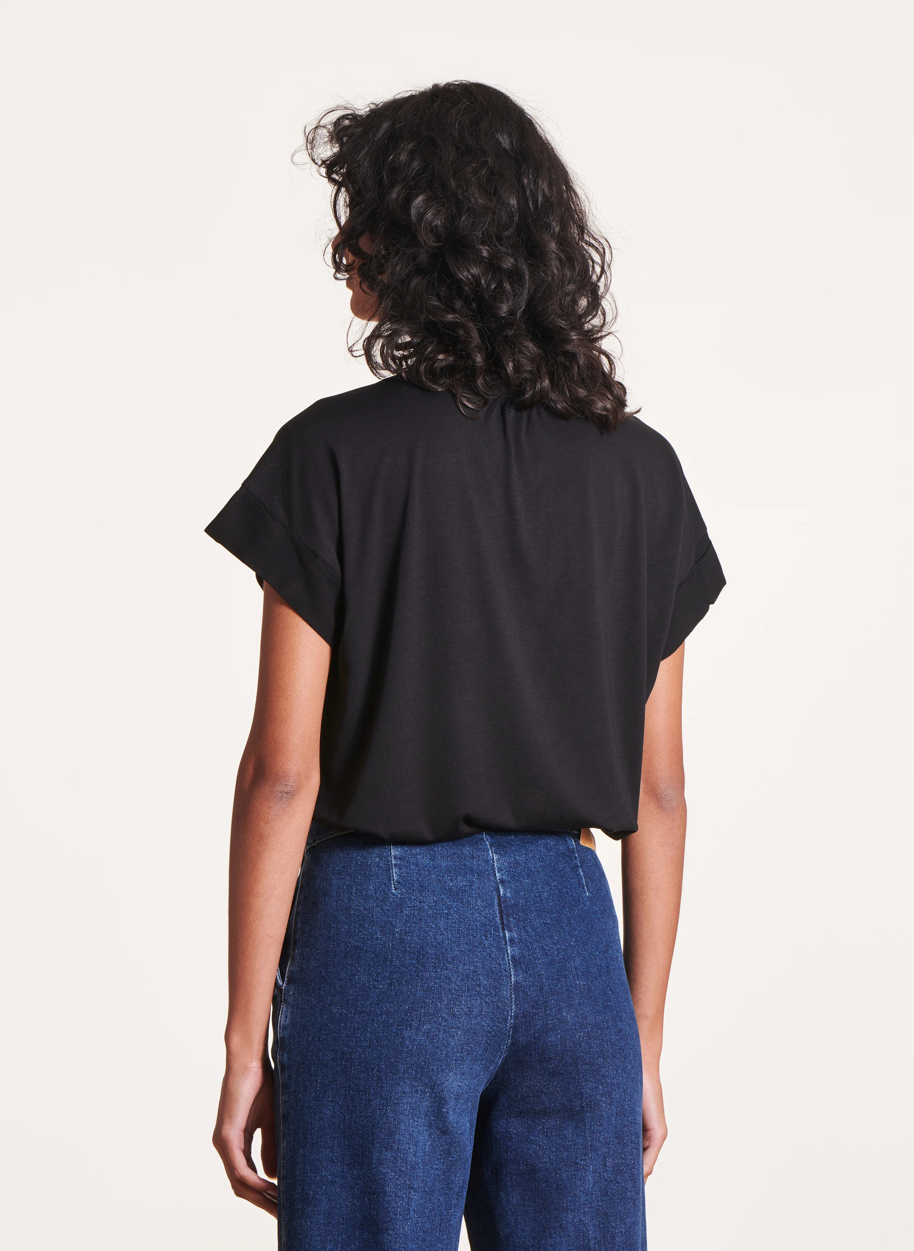 Tee-shirt ample col V bi-matières | Noir