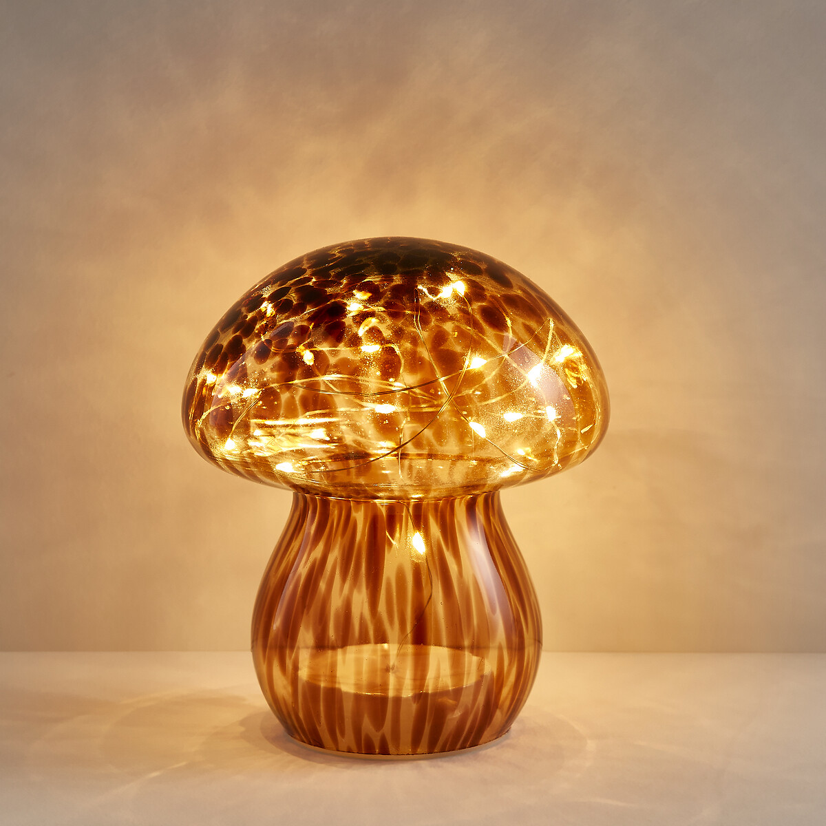 LA REDOUTE INTERIEURS<br>Luminária LED decorativa em vidro em formato de cogumelo Onoki