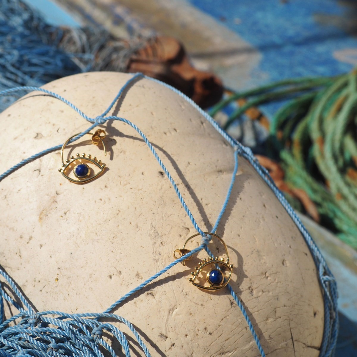 Boucles d'oreilles oeil en argent et lapis lazuli AJNA