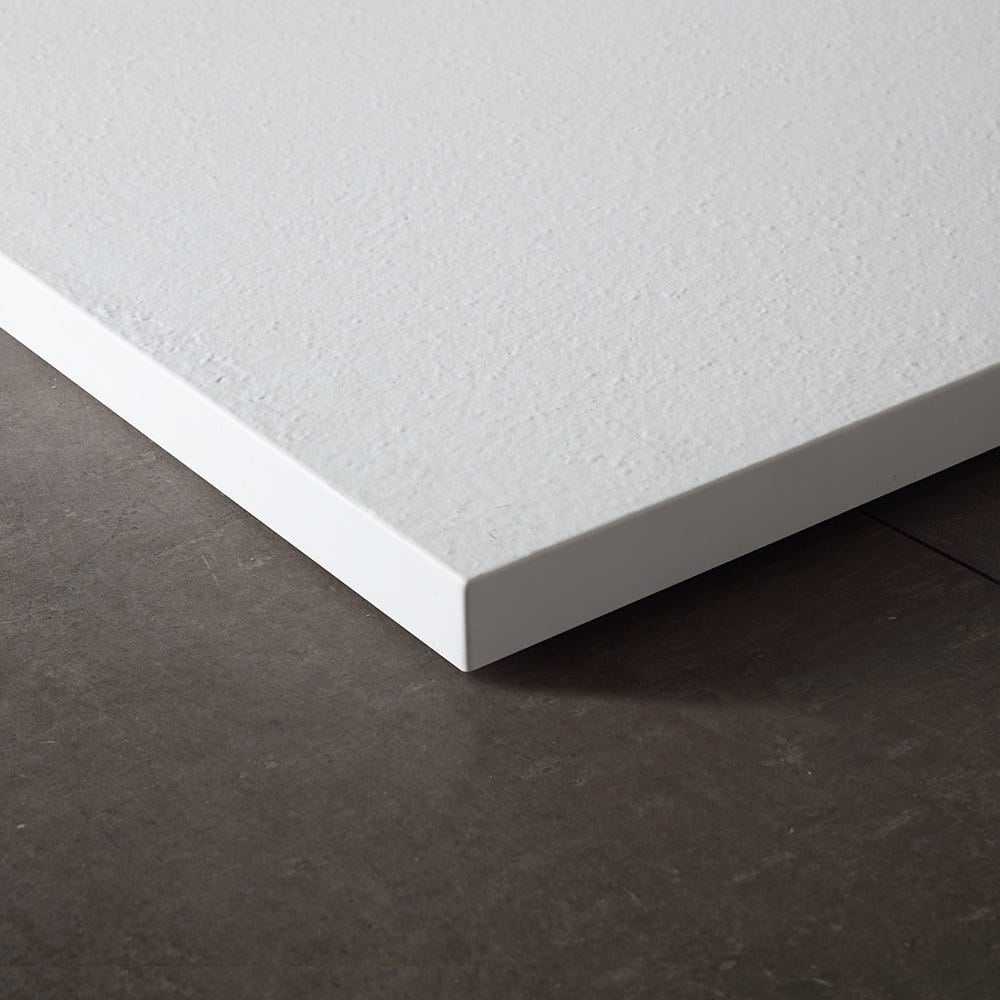 Douchebak 80x120 extra vlak wit mat in steenlook mineraal gegoten | Mart