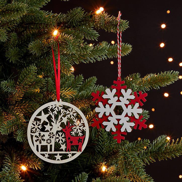 Boule de noel sapin renne en bois 9cm