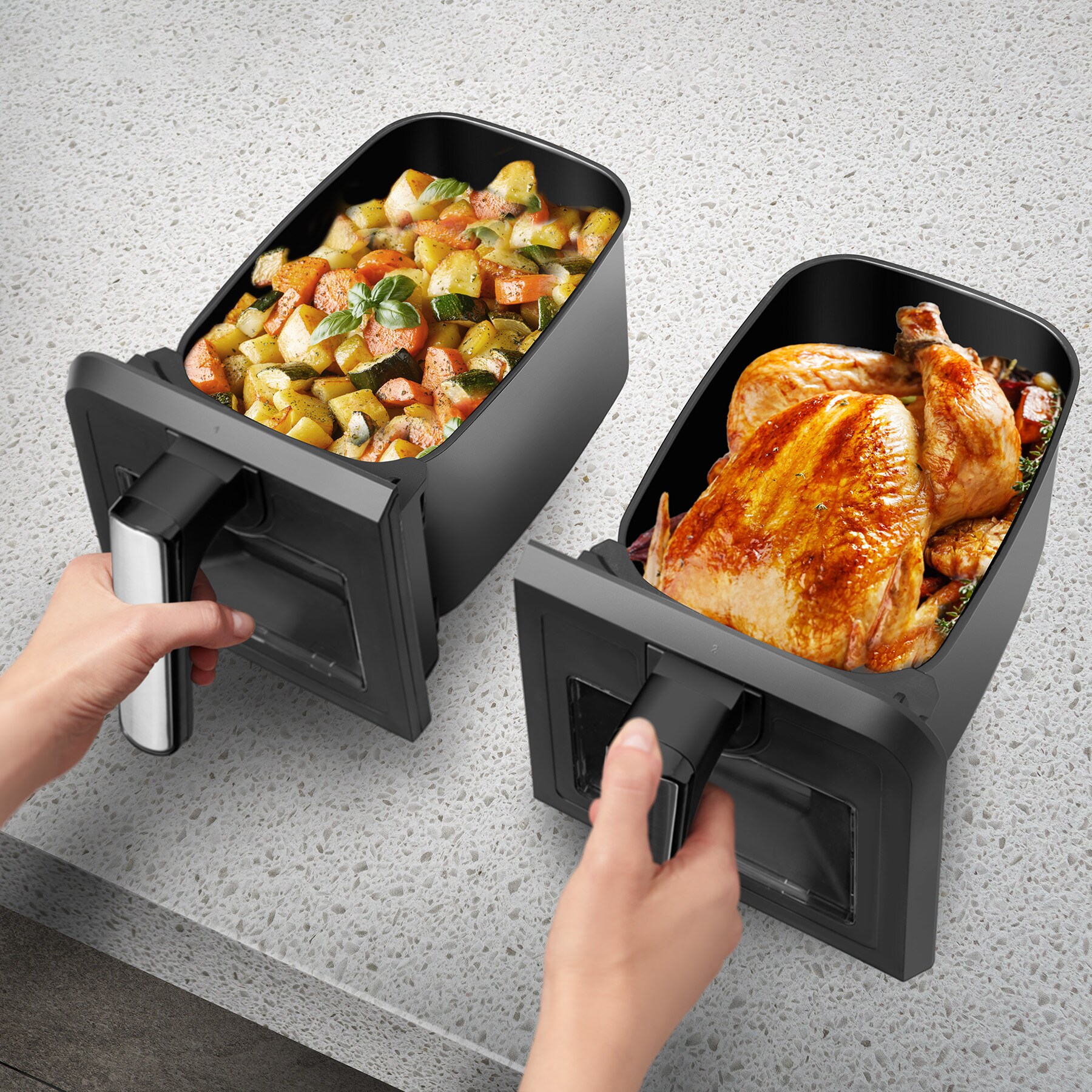 tectake® Heißluftfritteuse , 2 Garräume, je 4 l, 2400 W, individuelle Zeit- und Temperaturregelung je Kammer, 37,5 x 39 x 31,5 cm GS-Zertifikat, inklusive Rezeptheft