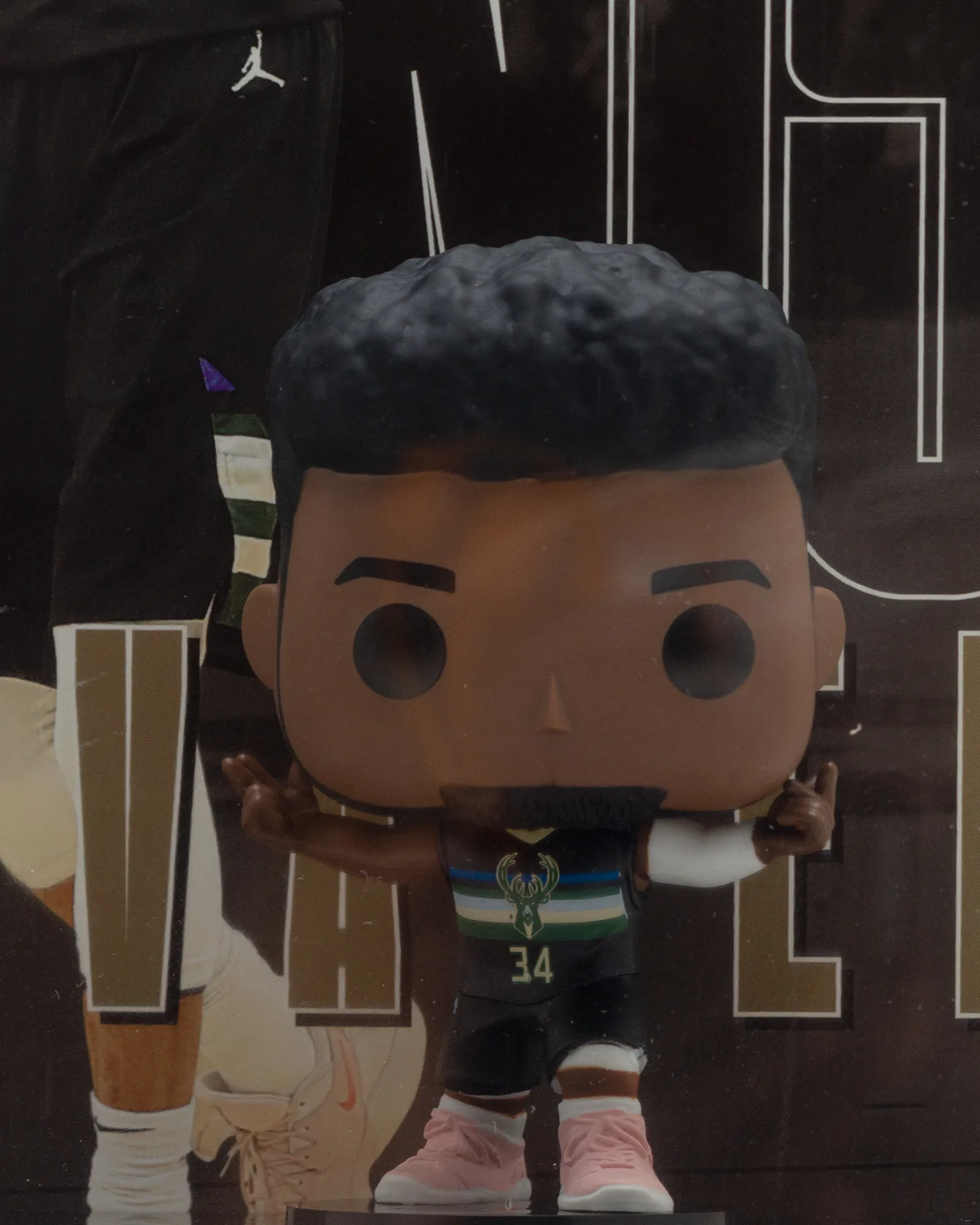 Funko POP! NBA Cover: SLAM - Giannis A.