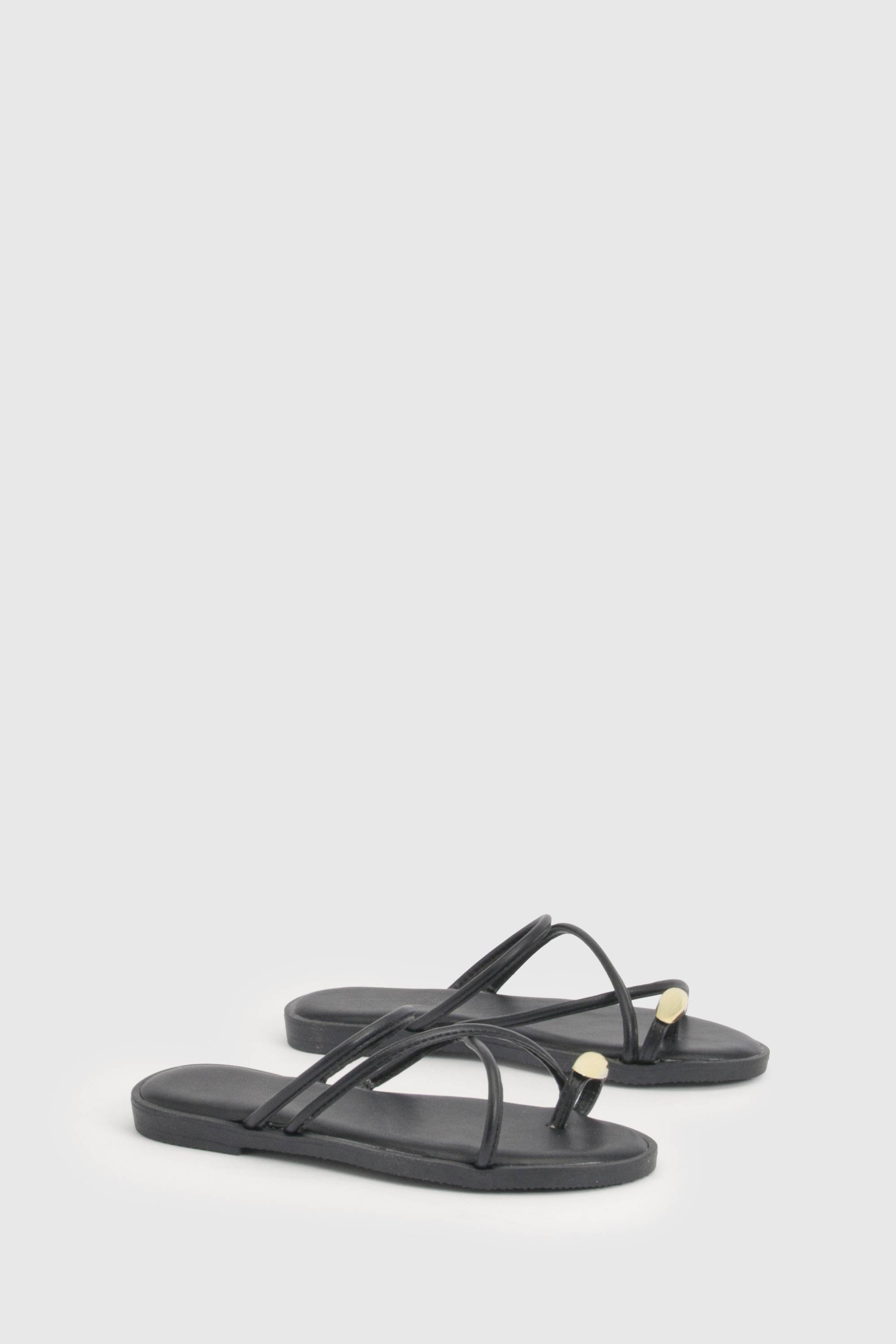 boohoo Sandales À Lanières Entre-Doigts Avec Détails Métalliques