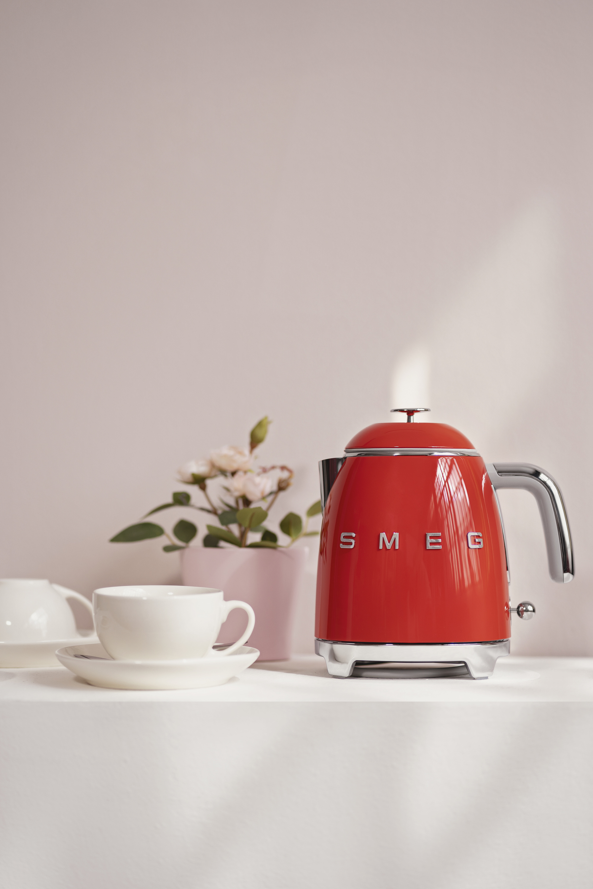 Mini-Wasserkocher smeg