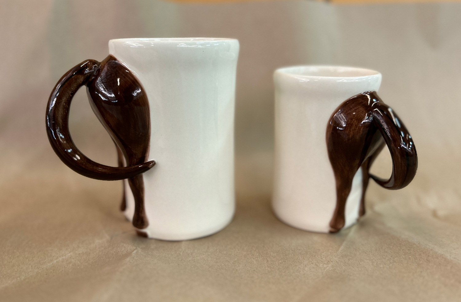 Becher 'Pferd', weiß, braun, Ø 9,5 cm, H 15 cm zu 9,90
