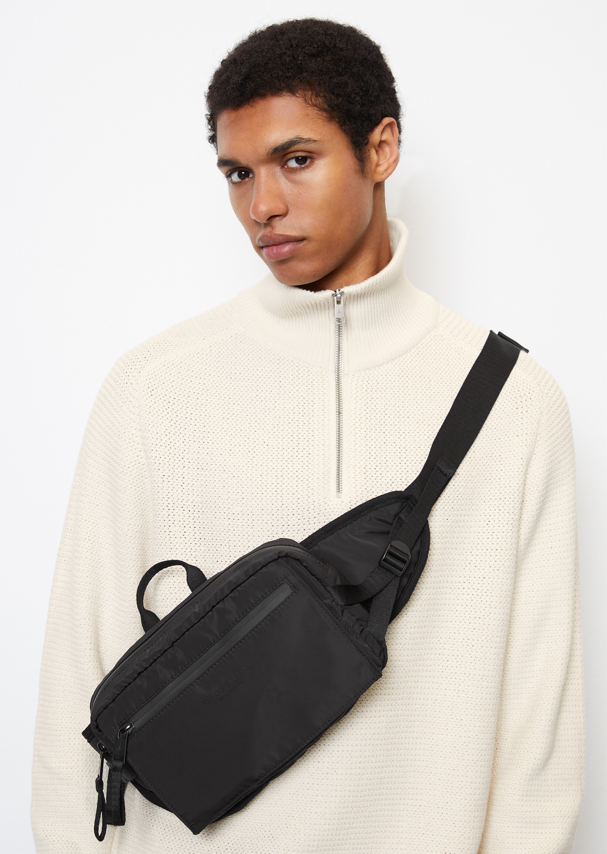 Bauchtasche aus recyceltem Material