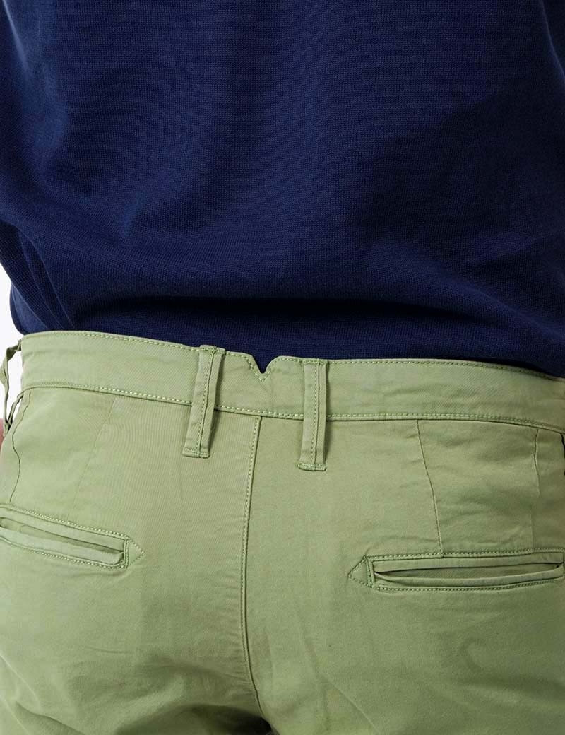 RECYCLED ART WORLD SHORT CHINO STRETCH GREEN CACTUS