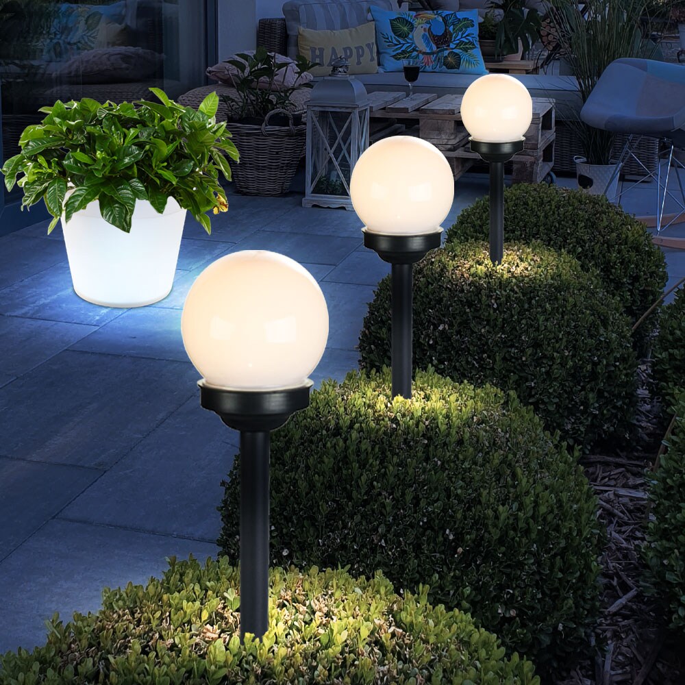4er Set LED Solar Steckleuchte und beleuchteter Blumentopf