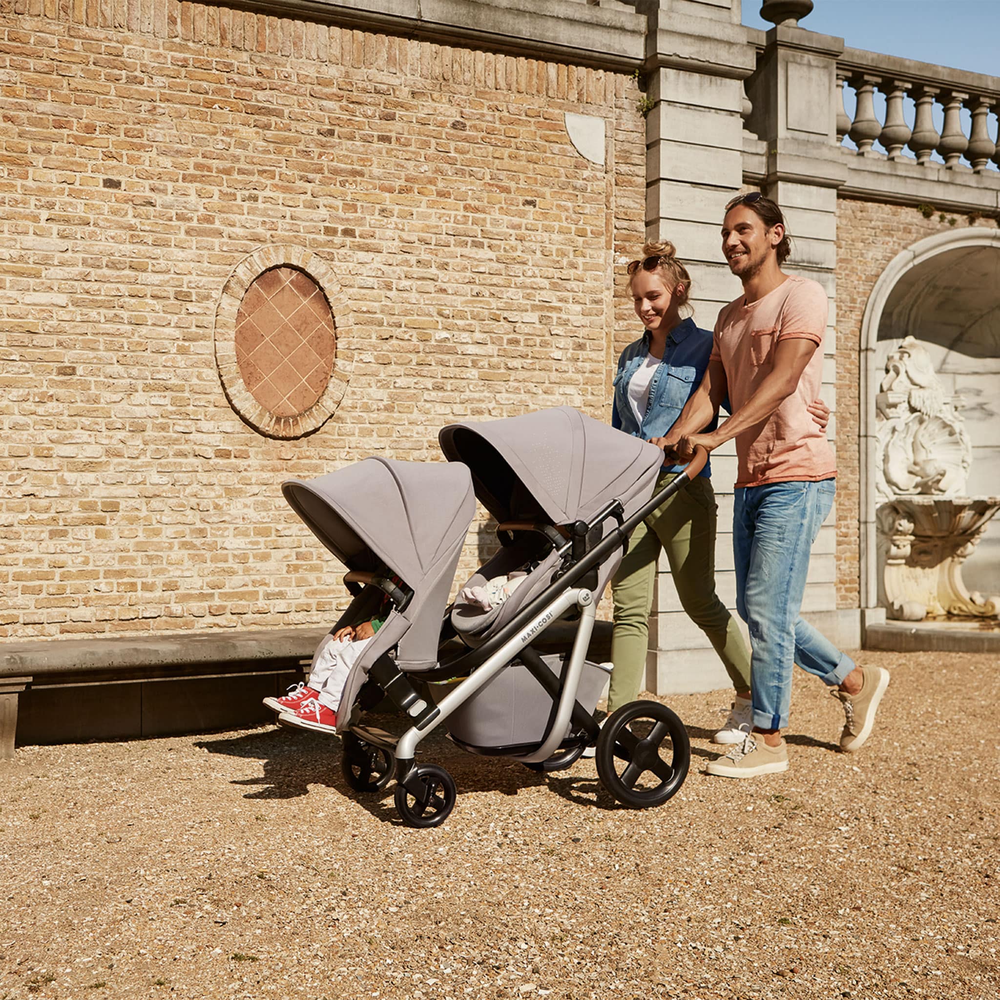 Maxi-cosi Second Siège Lila - Noir Essential