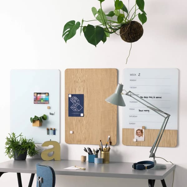 Magnetisk NAGA ugetavle i glas/egefinér 50x70 cm hvid - engelsk tekst