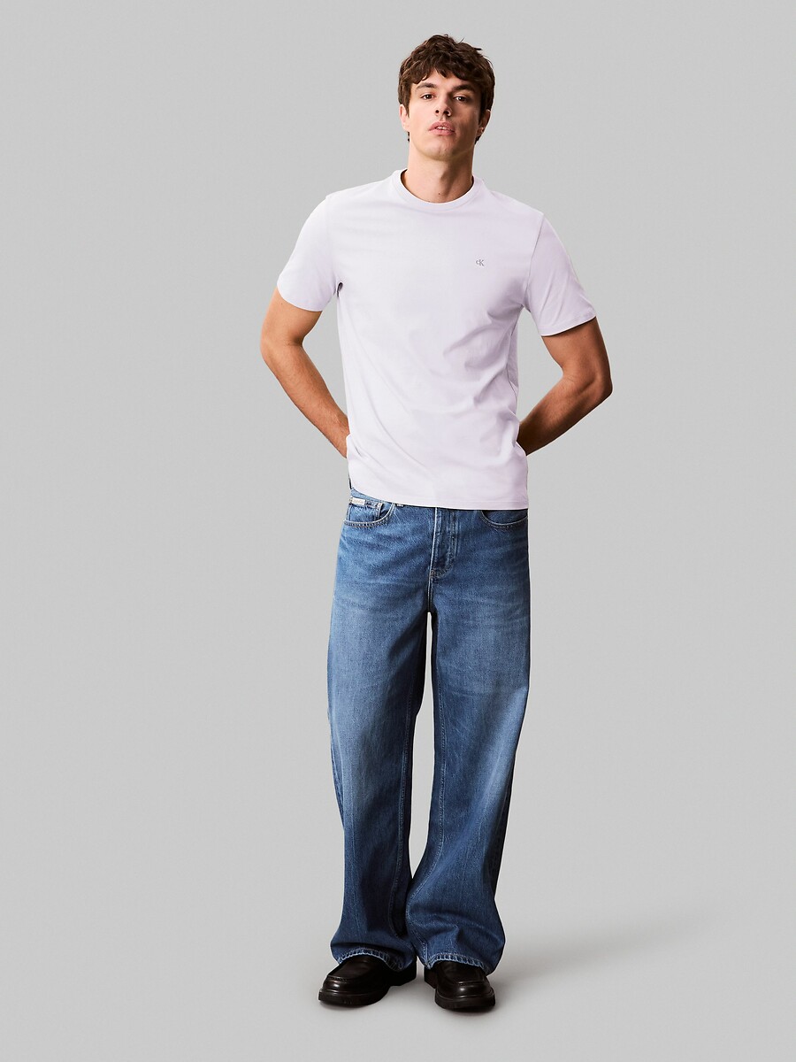 CALVIN KLEIN JEANS<br>Camiseta básica de manga curta