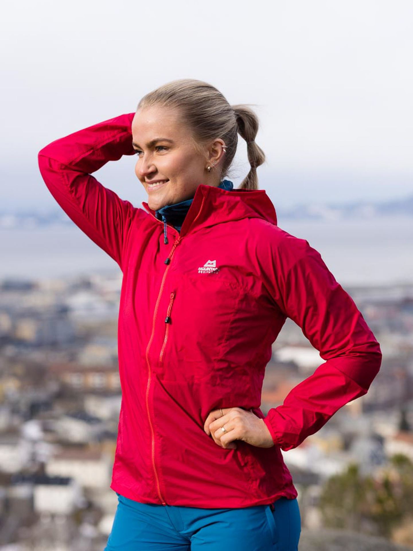 Aerofoil Full Zip Women`s Jacket