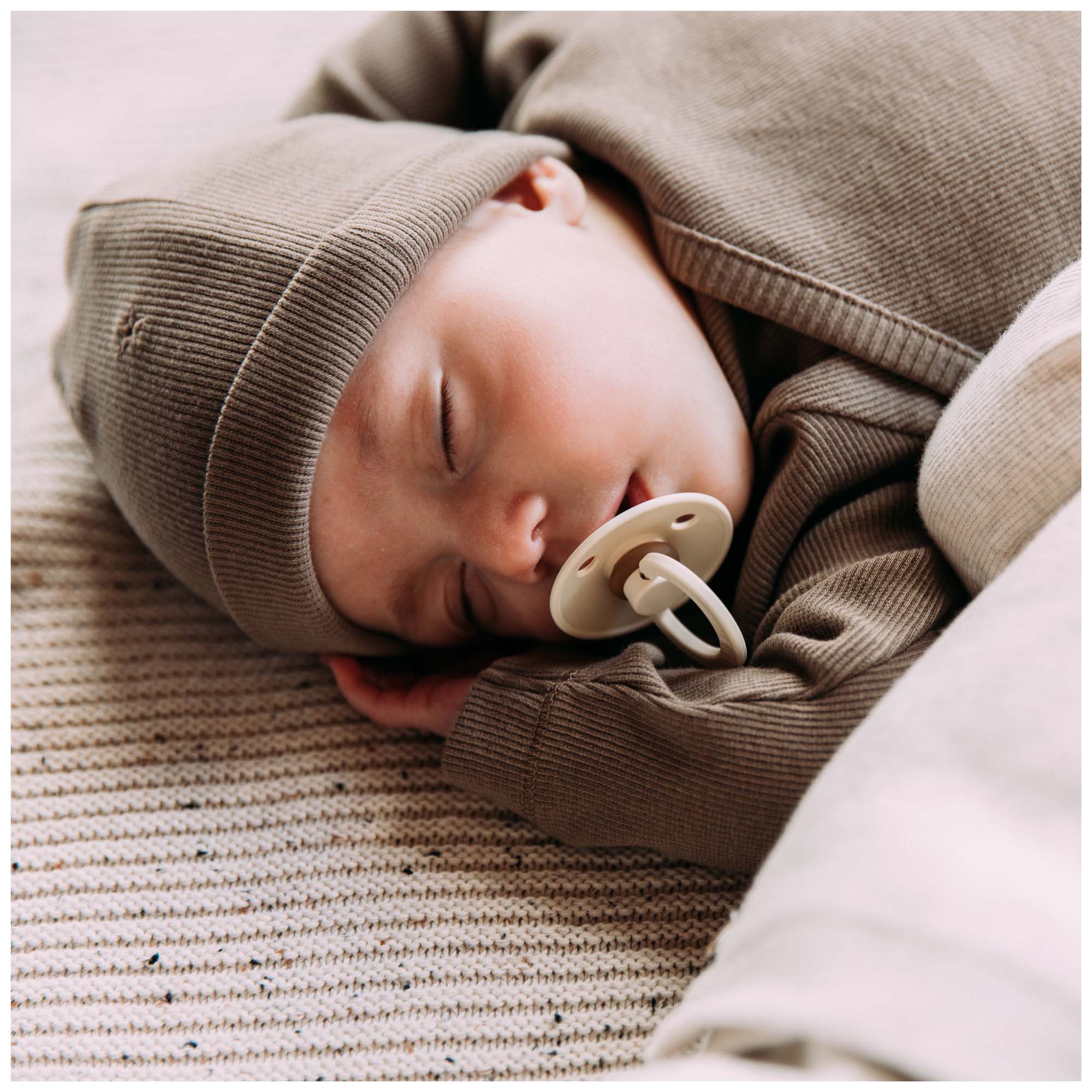 Sweet Petit Mini muts rib   taupe