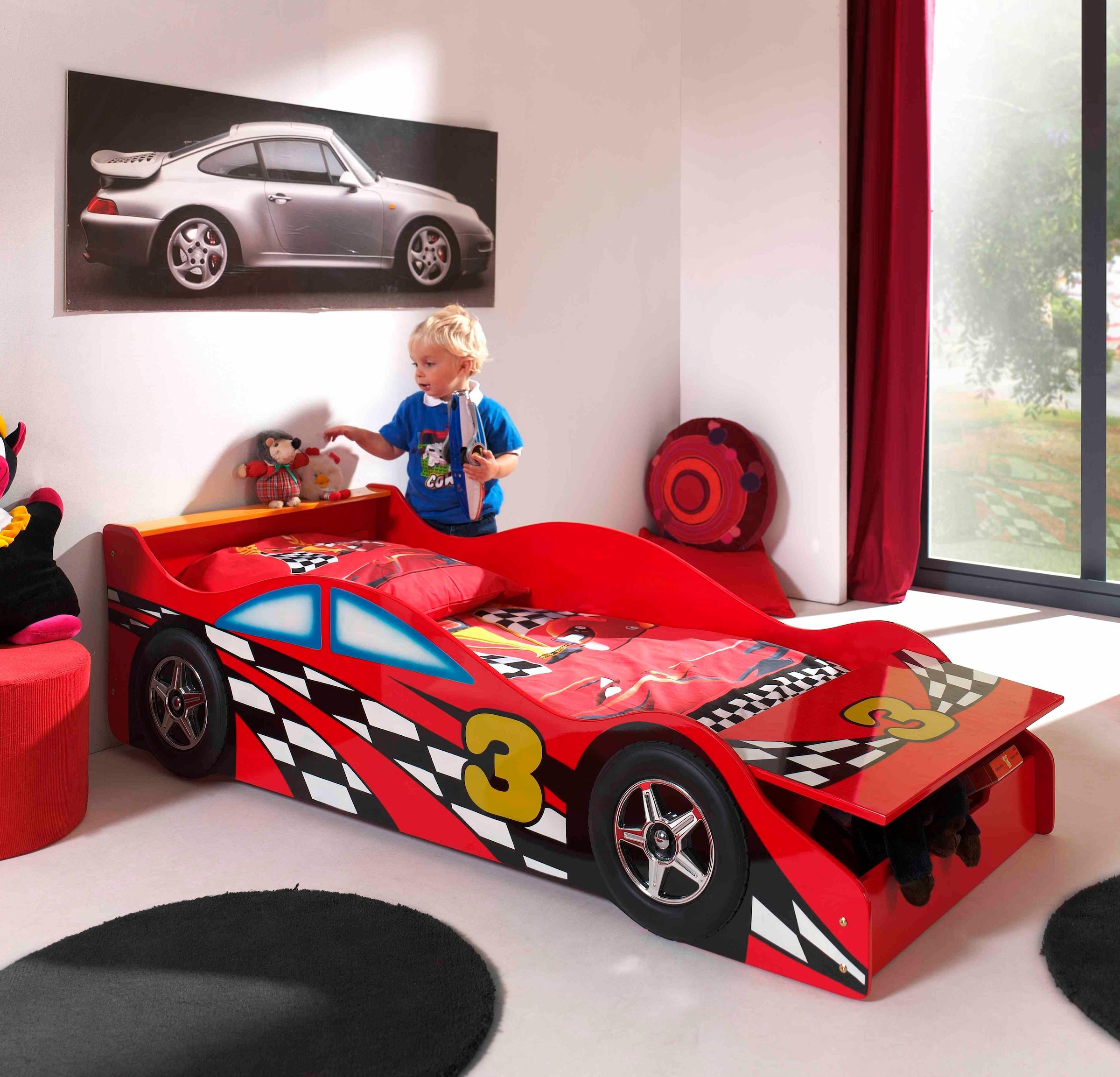 Vipack Autobett »Racer, inkl. Stauraum vorne, mit Lattenrost, MDF lackiert« B/H/T ca. 175x48x78cm, seitliche Räder sind geststehend,  ein Highlight im Kinderzimmer
