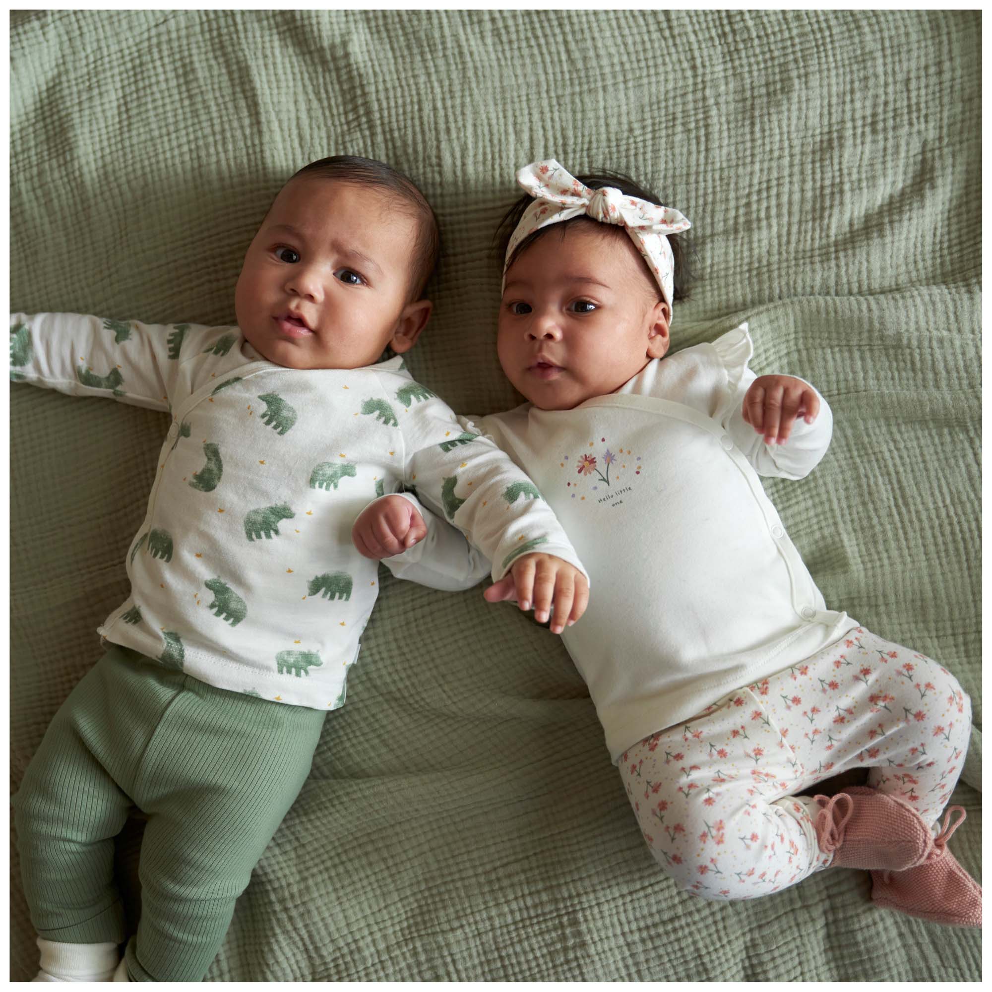 Prénatal newborn broek rib  effen groen
