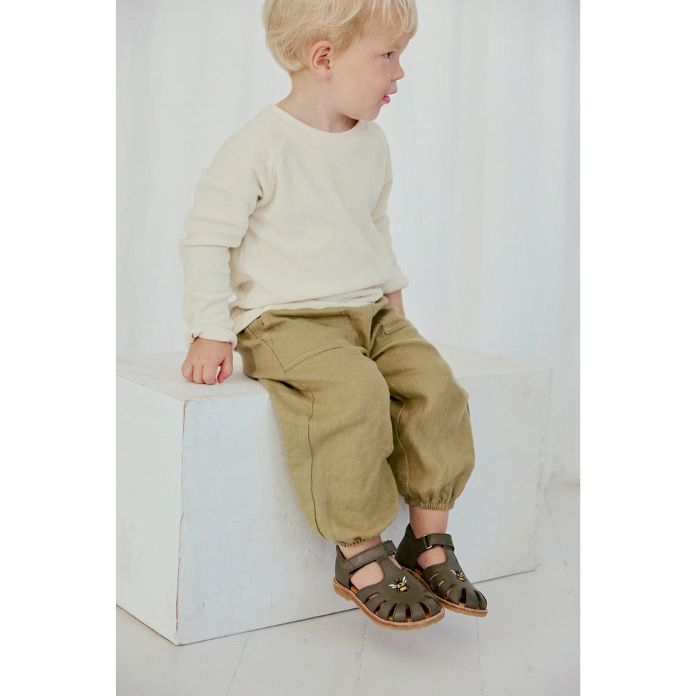 Køb Angulus Forrest Begynder Sandal Med Bi Broderi