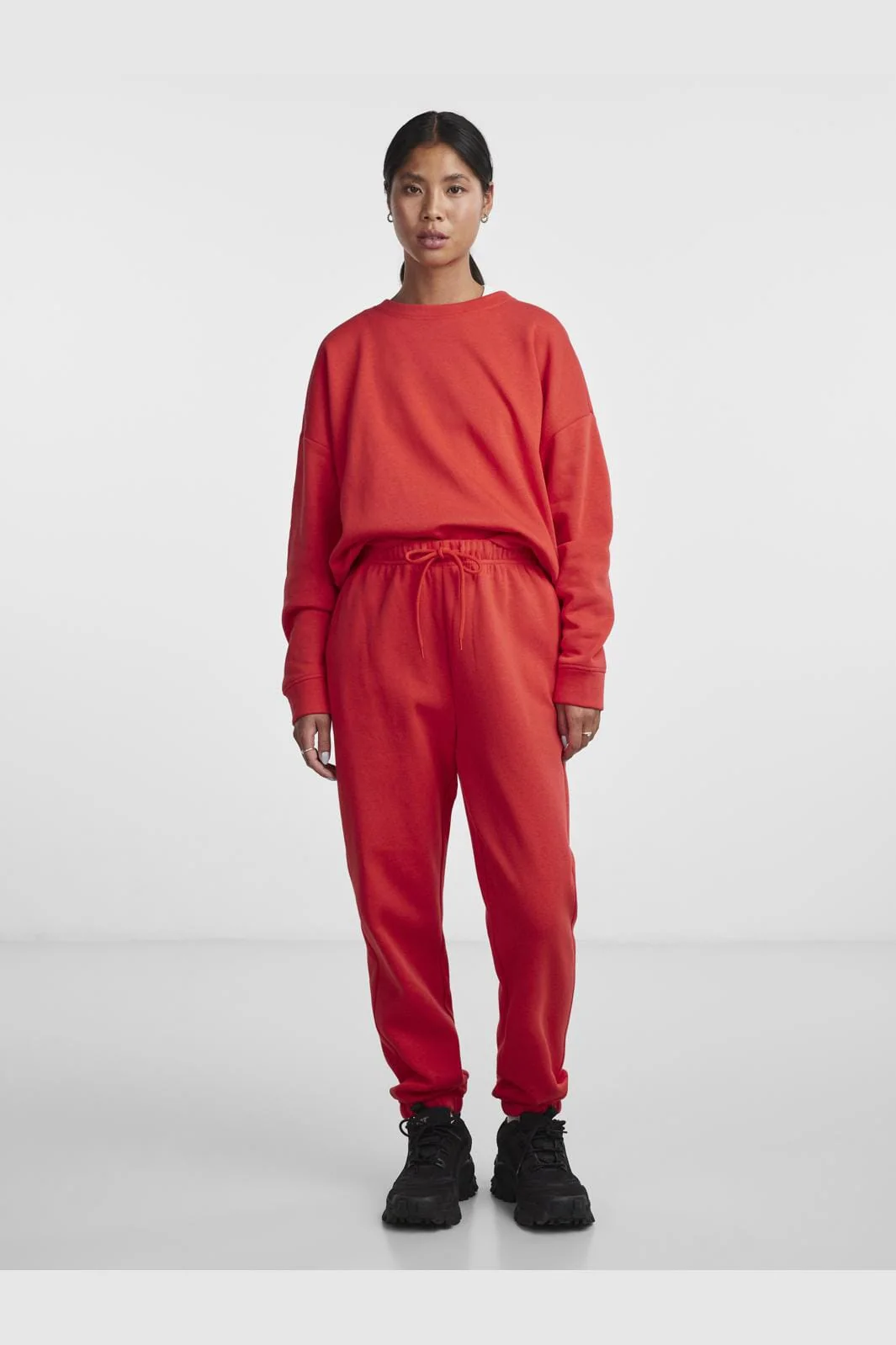 Pieces Pcchilli Sweat Pants 4252589 poppy red