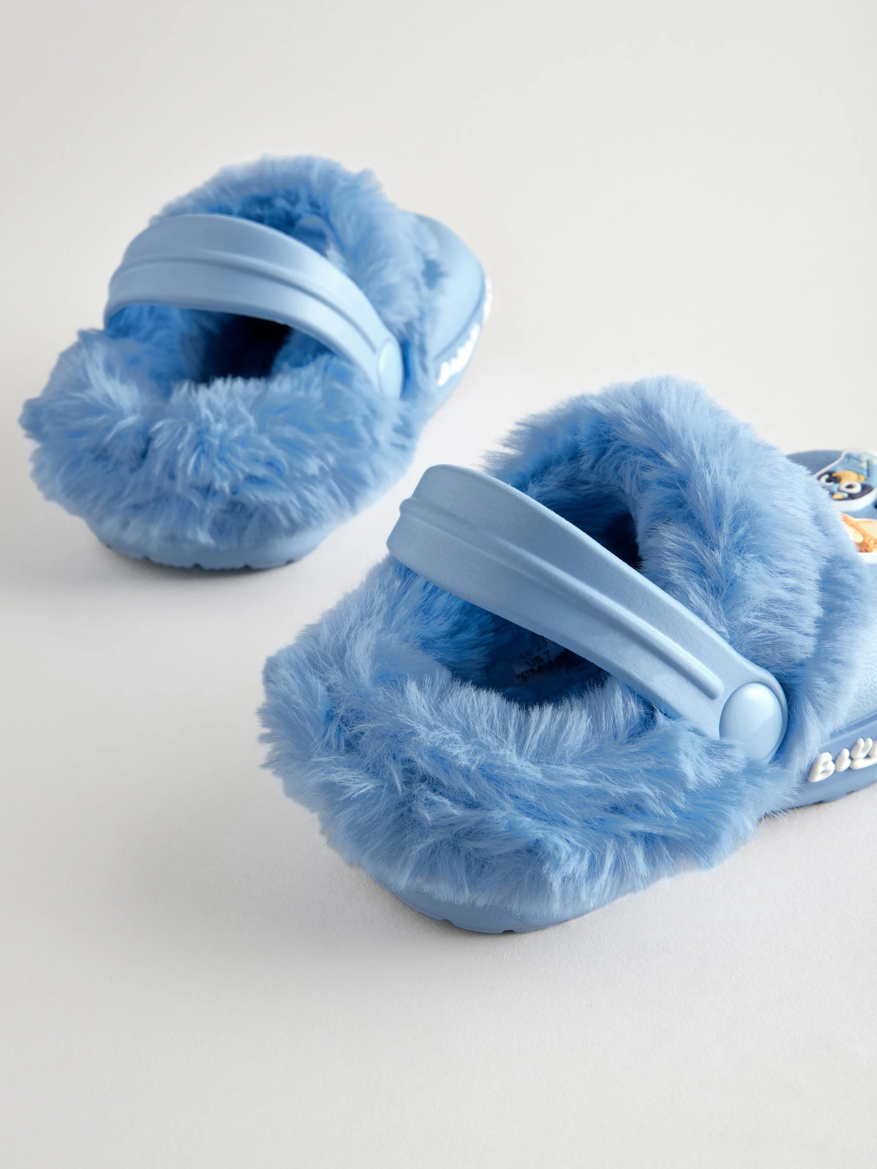 Blauw - Bluey - pantoffelklompen met voering van imitatiebont