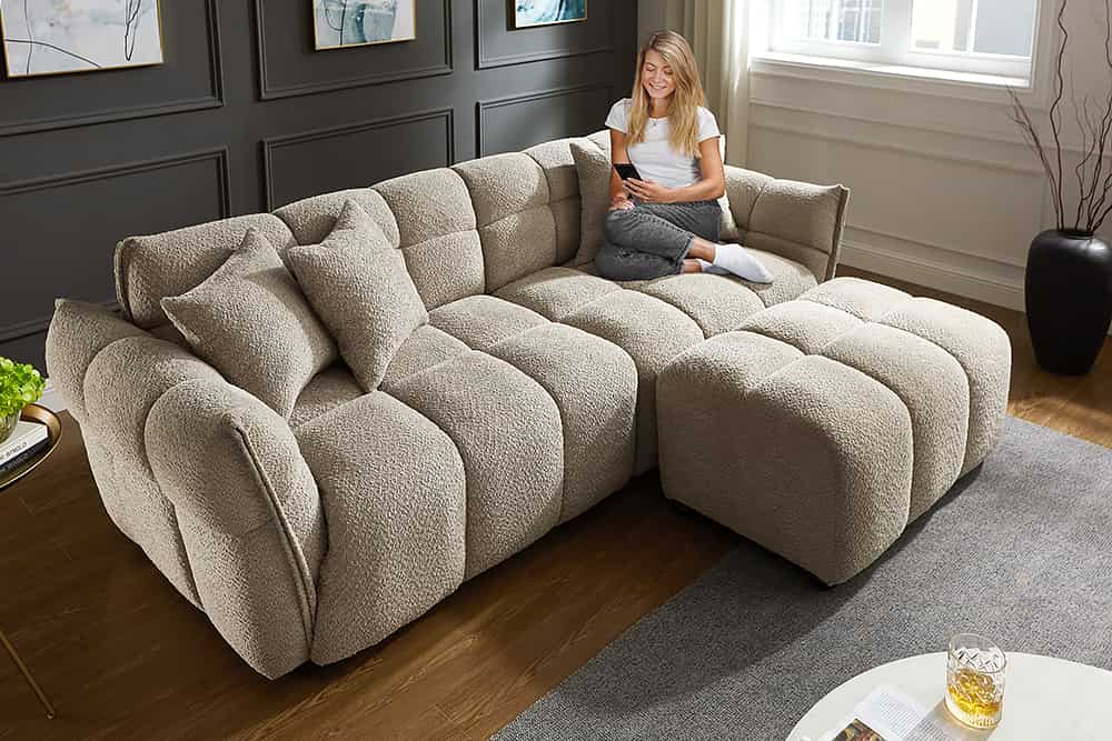 Modernes XXL Sofa CLOUD 260cm champagner greige Bouclé Bigsofa Federkern inkl. Kissen
