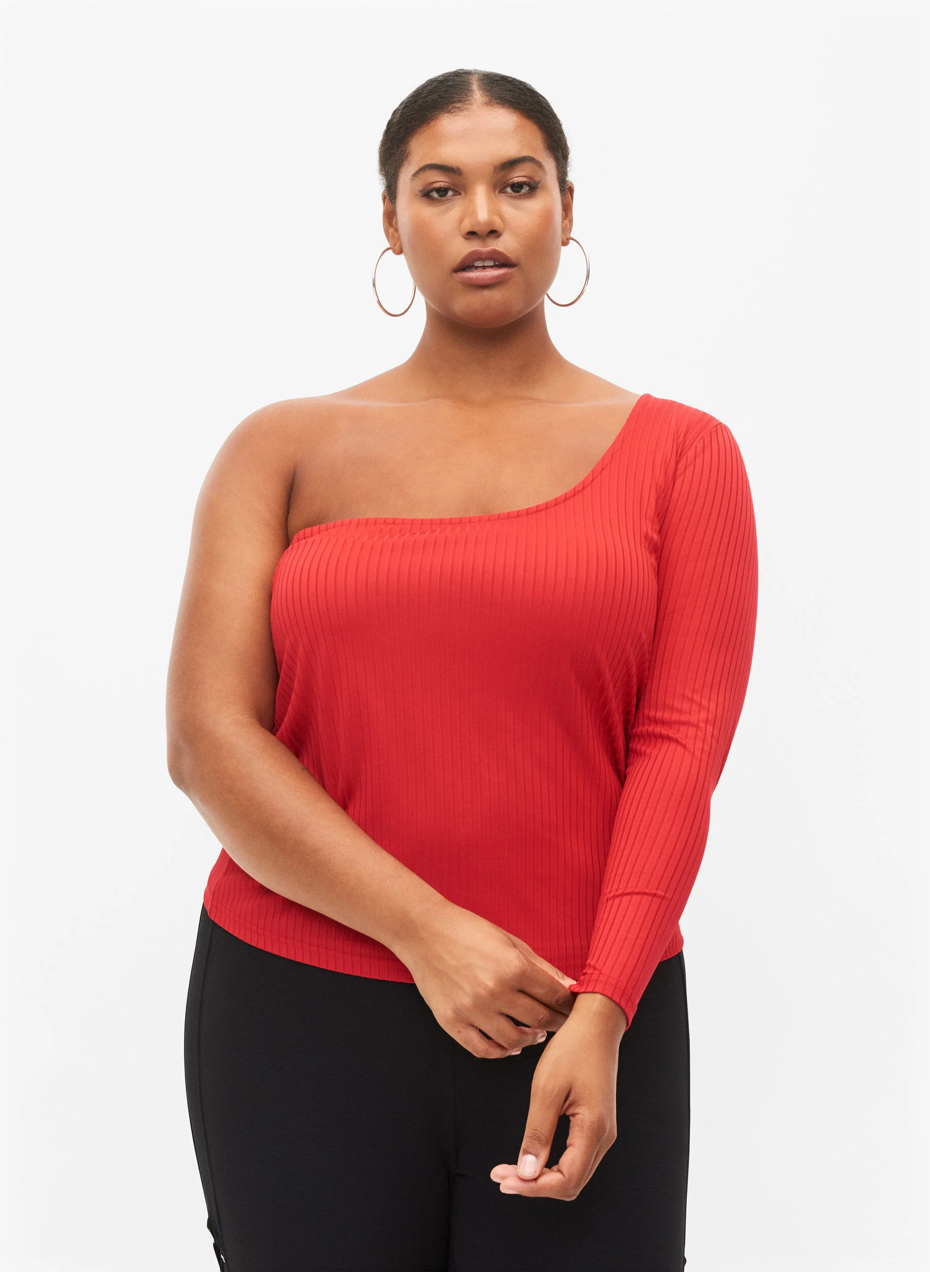 One-shoulder bluse