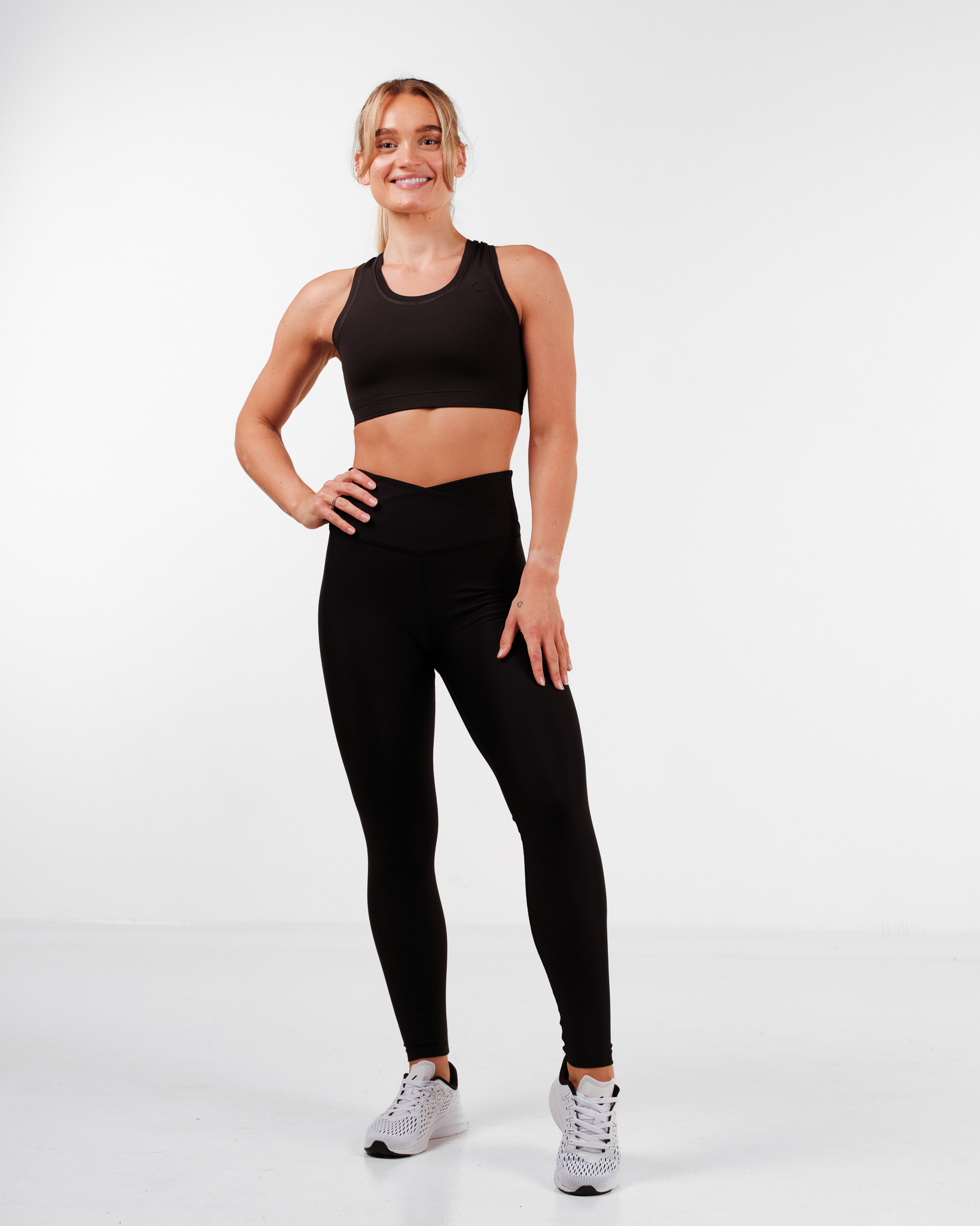 LEVITY Decorative Wrap Tights Black