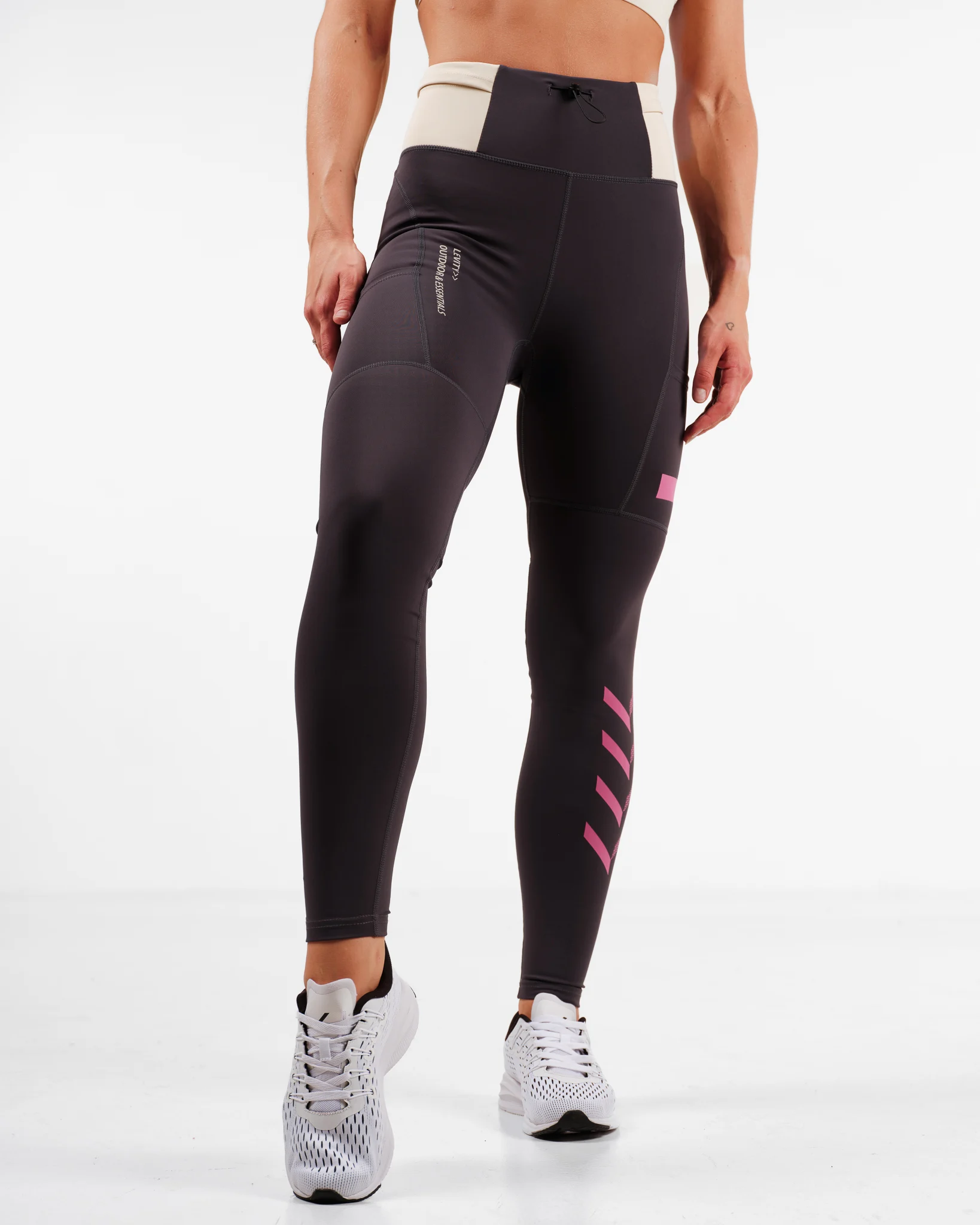 LEVITY SETT Future Trail Tech Tights &amp; Helium Dry Ctrl Tee Dark Steel