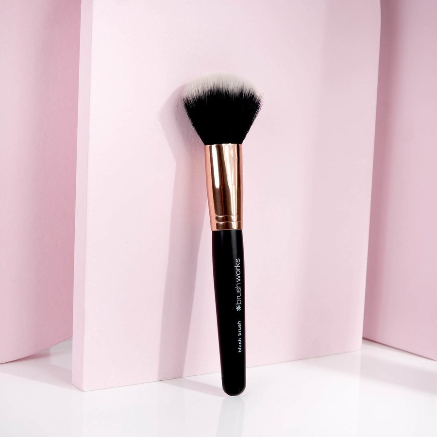 Brush Works Blush Brush