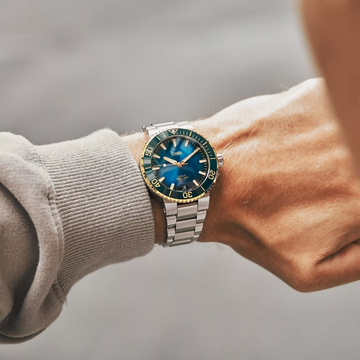 ORIS Aquis Date Cal. 400 41,5mm 01-400-7769-6355-07-8-22-09PEB