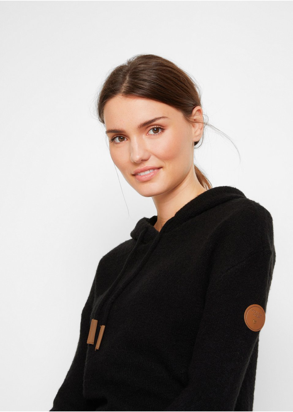 Robe en maille à capuche