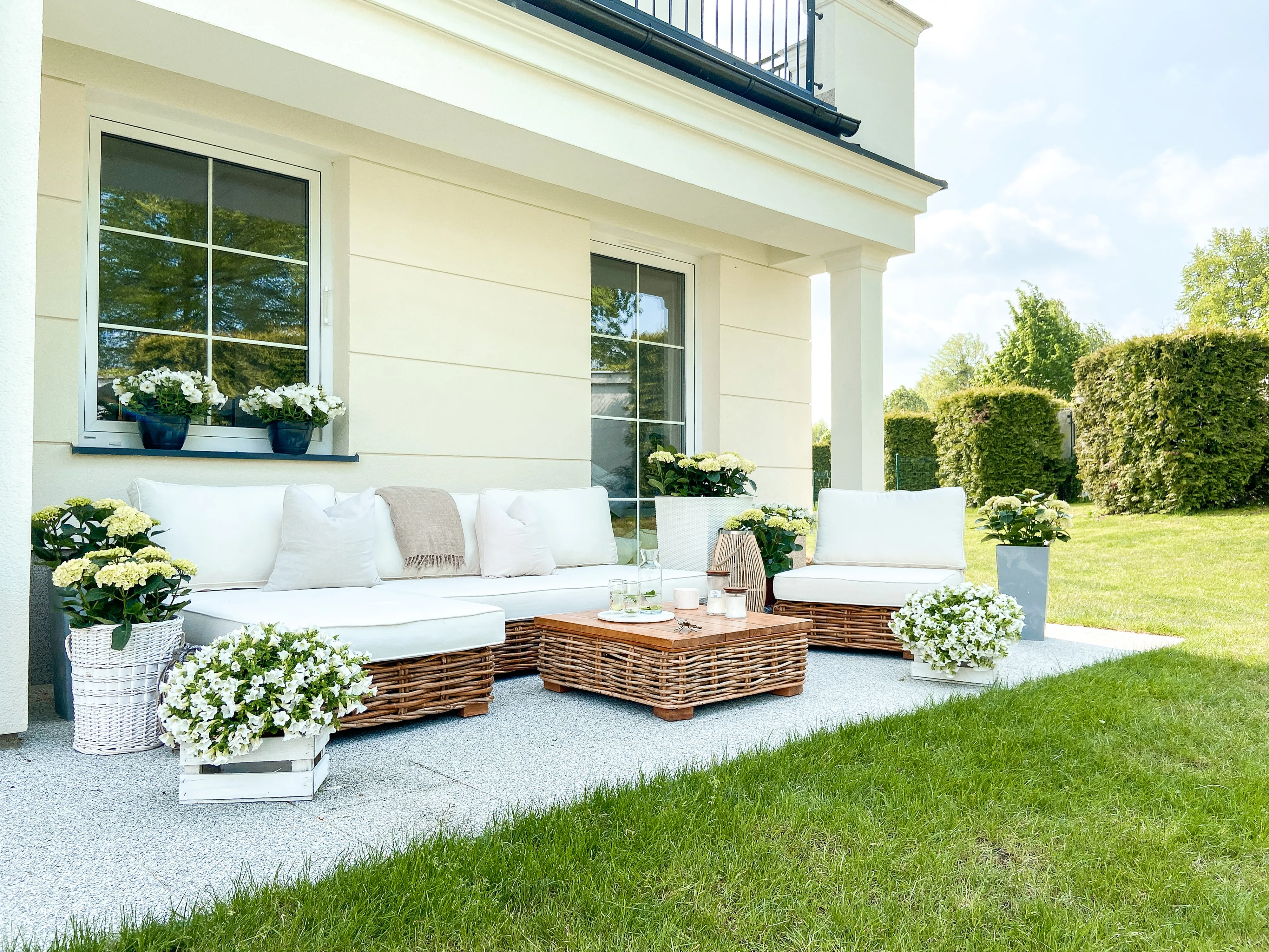 Loungeset met tafel 4-zits VARALLO rechtszijdig modulair Rotan Natuurlijk