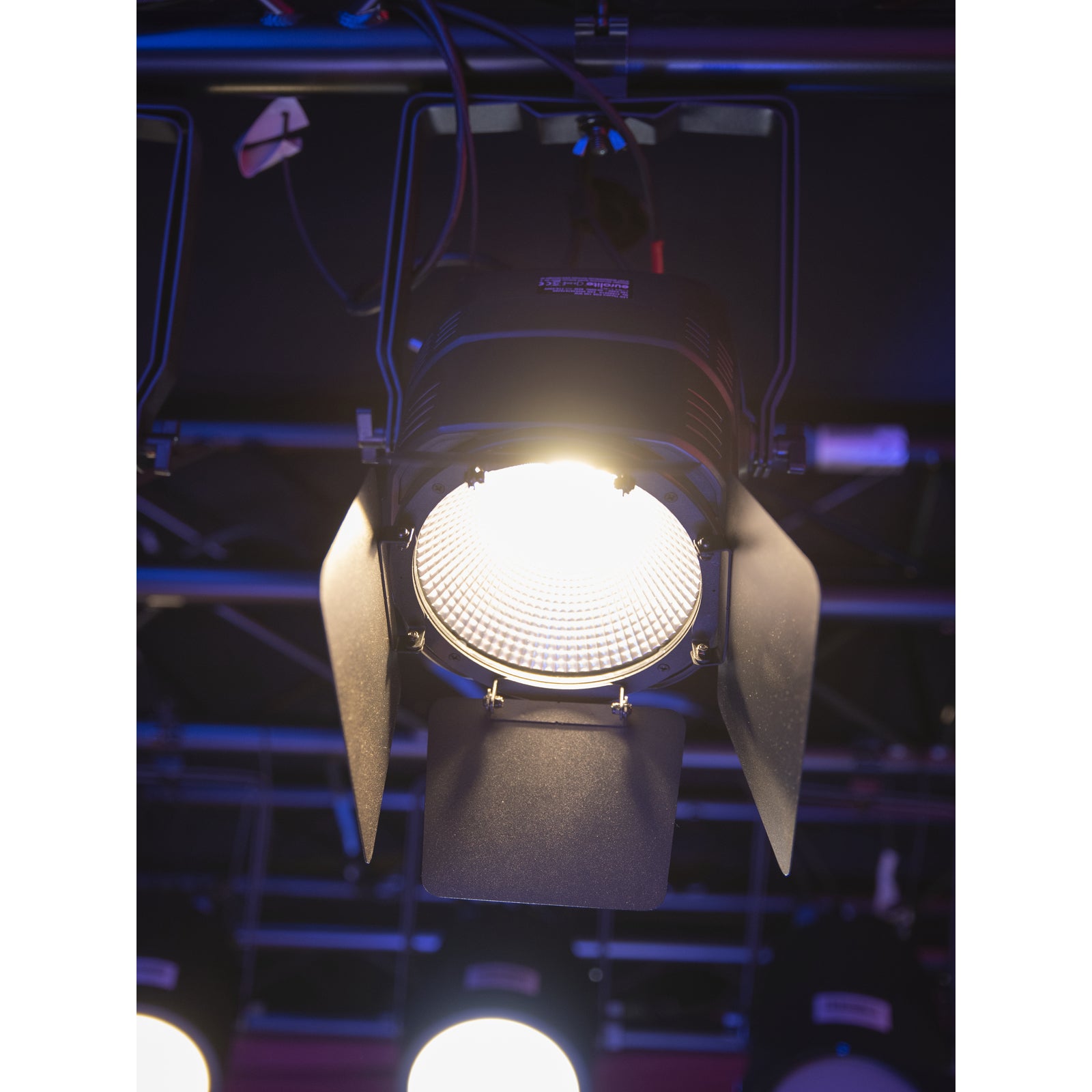 Eurolite LED Theatre COB 100 WW theaterspot