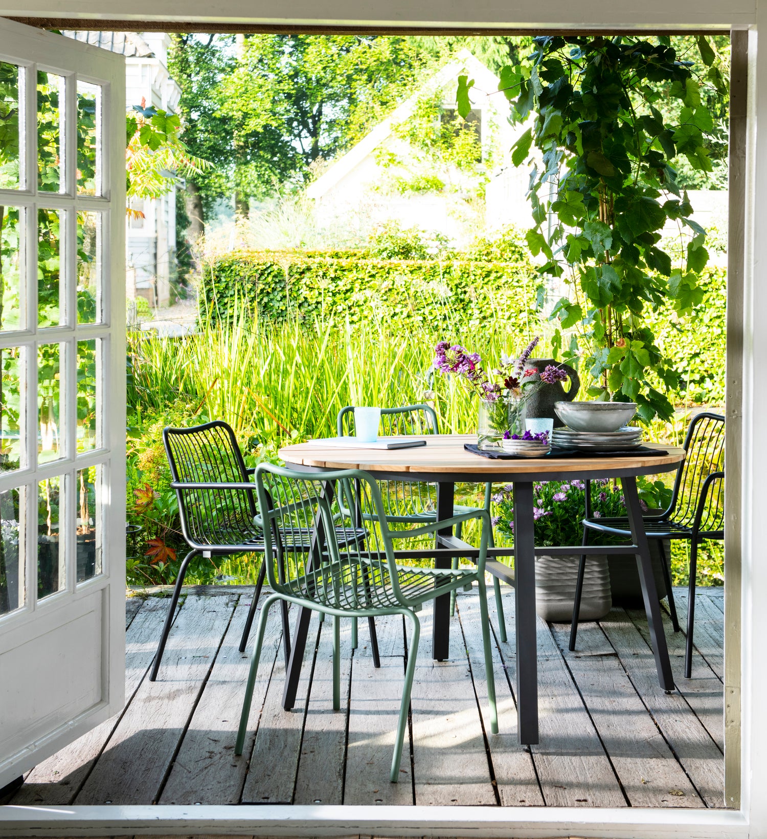 Intratuin 4-zits diningset Flore antraciet met Xavi zwart / groen