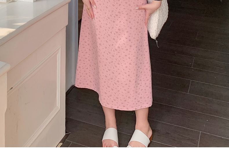 Krezol - Midi A-lijn denim rok met hoge taille en bloemenprint