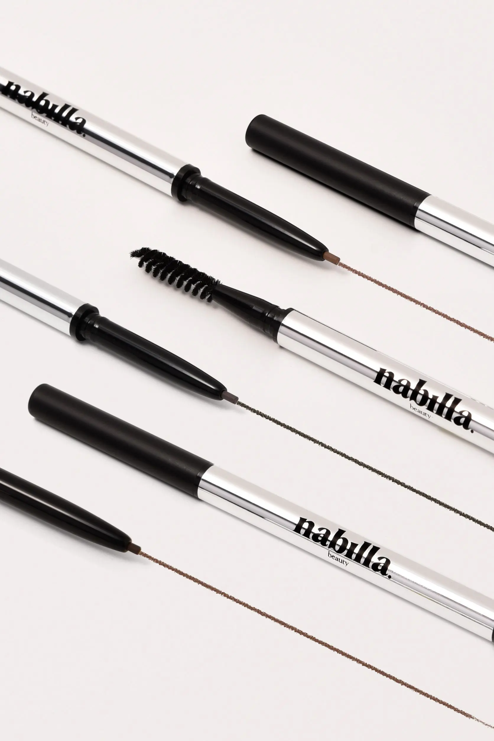 Nabilla Beauty - Crayon sourcil Waterproof- Nouveautés